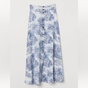 H&M Size 4 Linen style Jungle Tigers Blue White Skirt